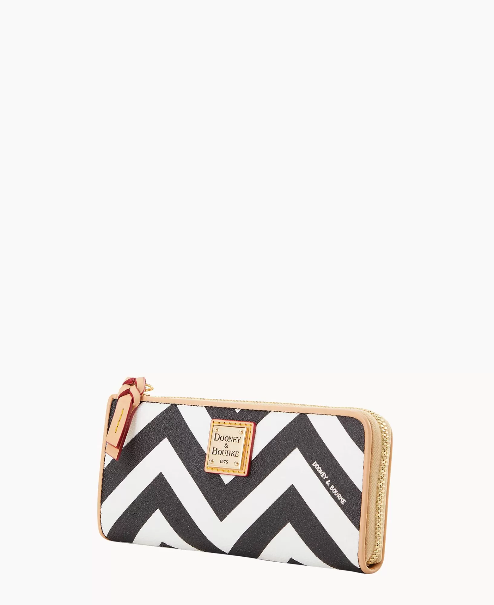 Clutches | Wallets>Dooney & Bourke Chevron Zip Clutch Black