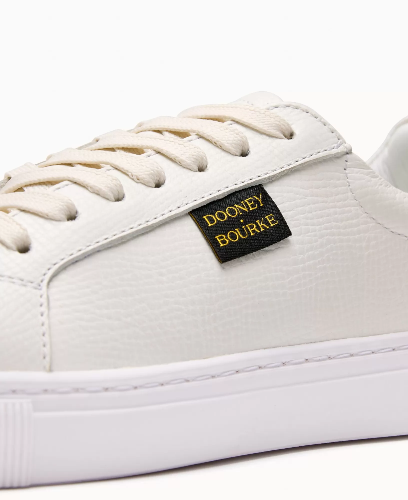 Shoes>Dooney & Bourke Men's Classic Low Top White